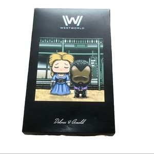 NWT Blue and Black Loot Crate Westworld Delores and Arnold Action Figure/Toy
